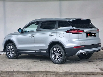 Geely Atlas Pro, 2024г, передний привод, автомат