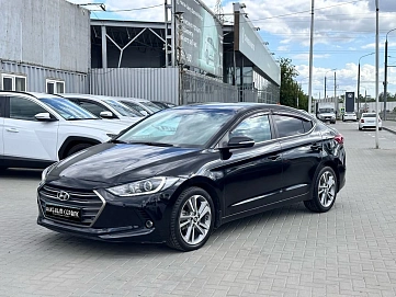 Hyundai Elantra, 2018г, передний привод, автомат