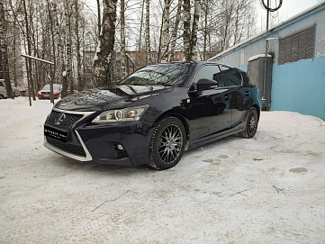 Lexus CT, 2011г, передний привод, вариатор