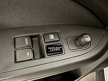 Suzuki Vitara, 2015г, передний привод, автомат