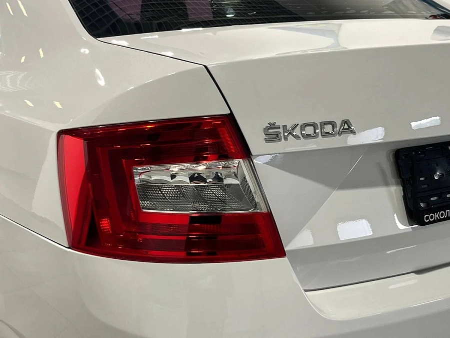 Skoda Octavia, 2014г., передний привод, робот