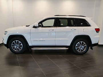 Jeep Grand Cherokee, 2013г, передний привод, автомат