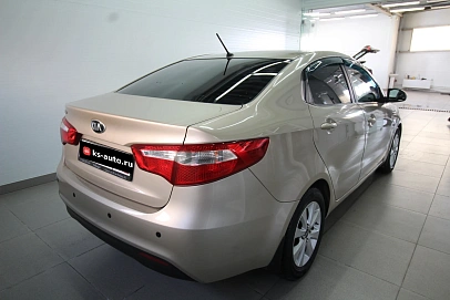 Kia Rio, 2014г, передний привод, автомат