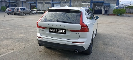 Volvo XC60, 2020г, полный привод, автомат