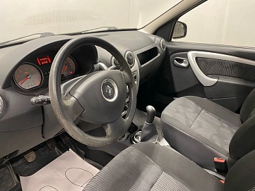 Renault Logan, 2012г, передний привод, механика