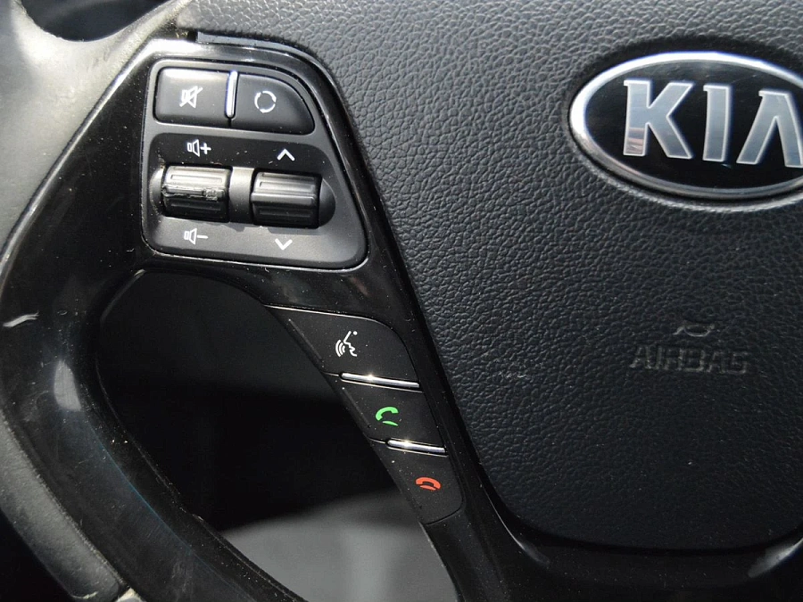 Kia Ceed, 2013г., передний привод, автомат