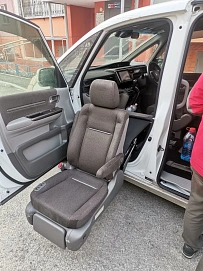 Honda Stepwgn, 2016г, передний привод, вариатор