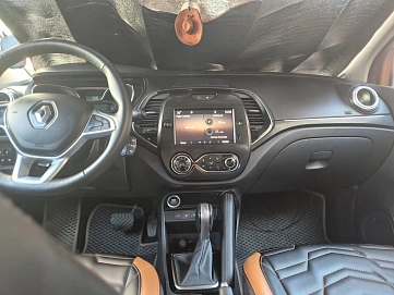 Renault Kaptur, 2021г., полный привод, вариатор