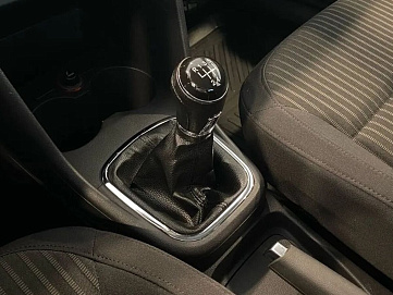 Volkswagen Polo, 2011г, передний привод, механика
