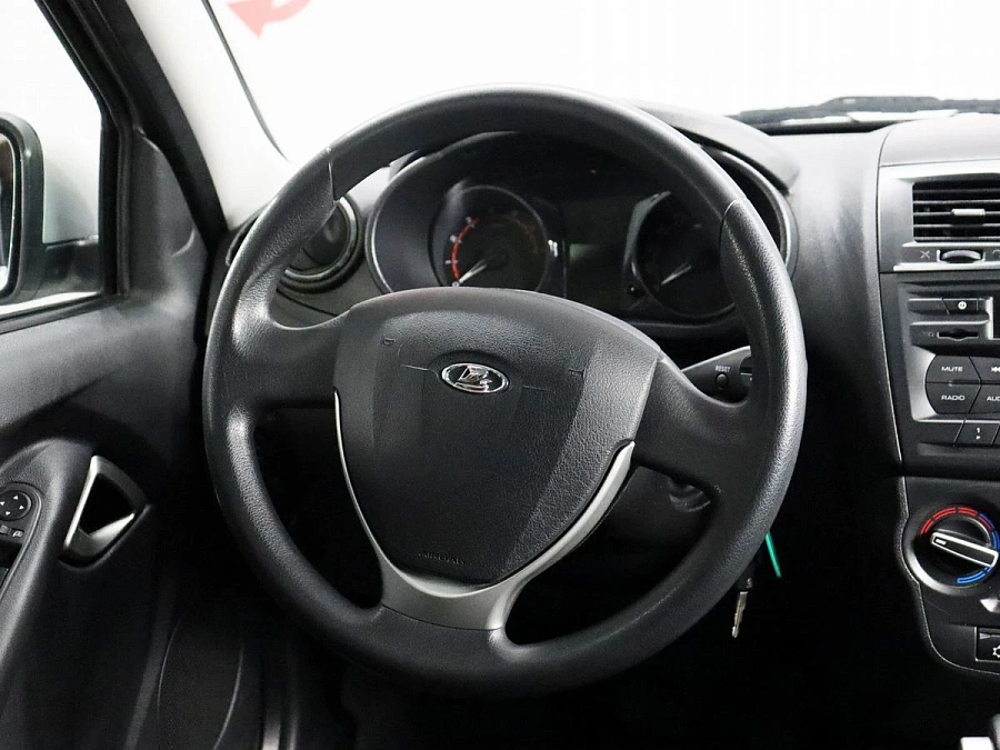 Lada (ВАЗ) Granta, 2021г., передний привод, автомат