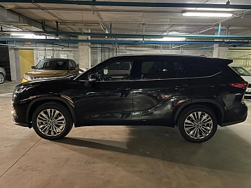 Toyota Highlander, 2025г, полный привод, автомат