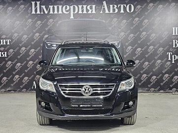 Volkswagen Tiguan, 2011г, полный привод, автомат