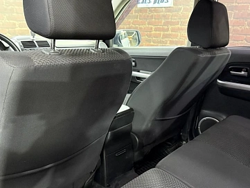 Suzuki Grand Vitara, 2011г, полный привод, автомат