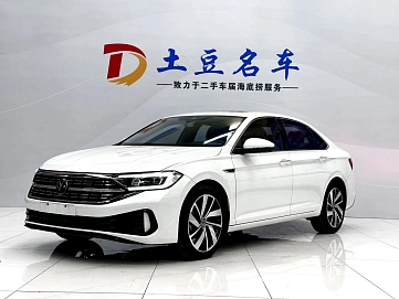 Volkswagen Jetta, 2022г, передний привод, автомат