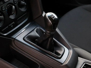 Ford Focus, 2013г, передний привод, механика