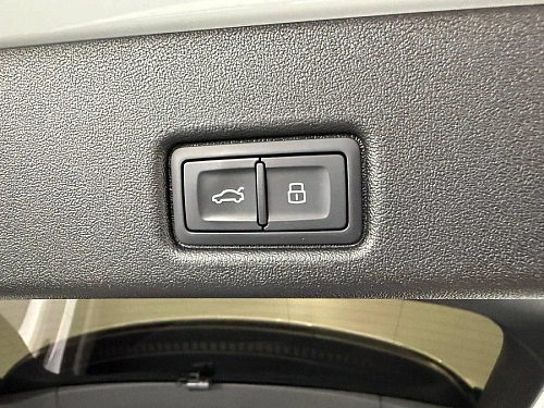 Audi Q5, 2025г, полный привод, робот