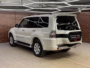 Mitsubishi Pajero, 2021г, полный привод, автомат