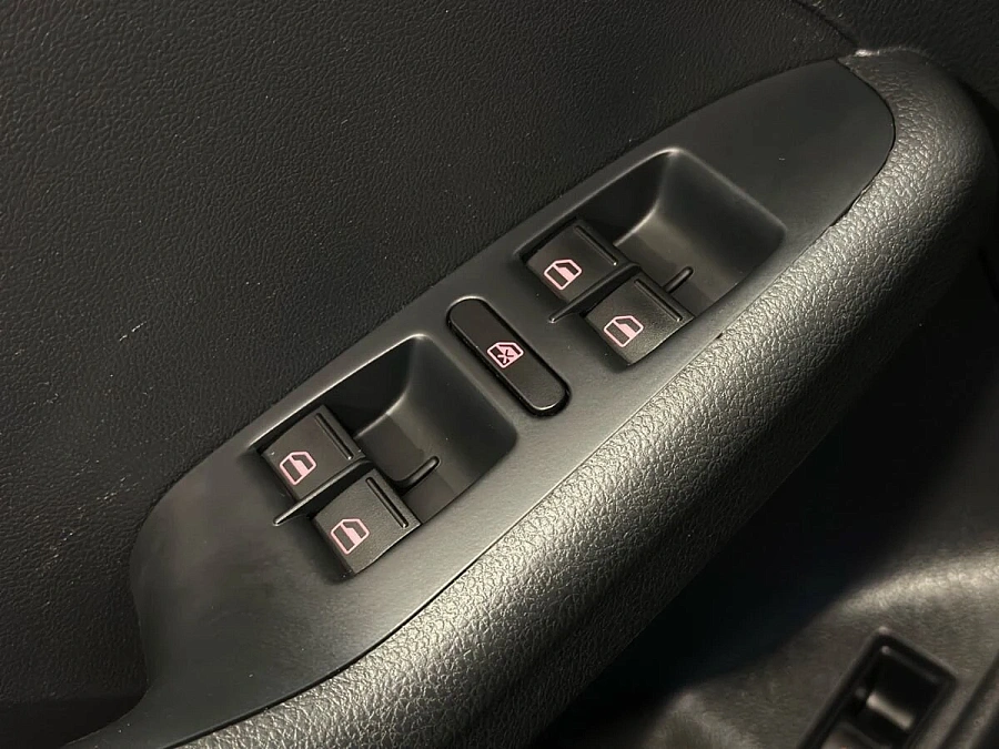 Volkswagen Jetta, 2011г., передний привод, механика