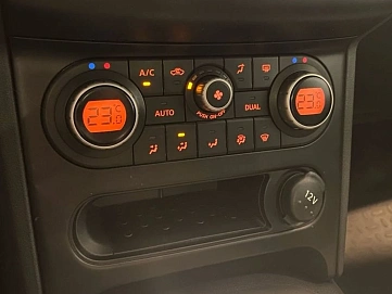 Nissan Qashqai, 2010г, передний привод, автомат