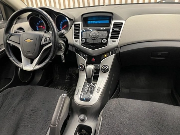 Chevrolet Cruze, 2011г, передний привод, автомат