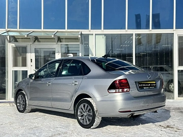 Volkswagen Polo, 2019г, передний привод, механика