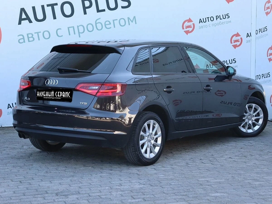 Audi A3, 2015г., передний привод, робот
