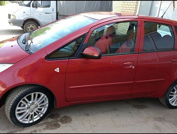 Mitsubishi Colt, 2008г, передний привод, робот