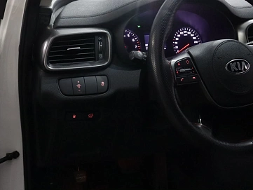 Kia , 2020г., полный привод, автомат