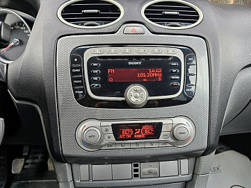 Ford Focus, 2010г, передний привод, механика