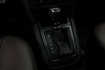 Skoda Yeti, 2015г., передний привод, робот