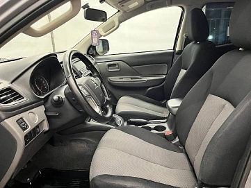 Mitsubishi L200, 2018г, полный привод, механика