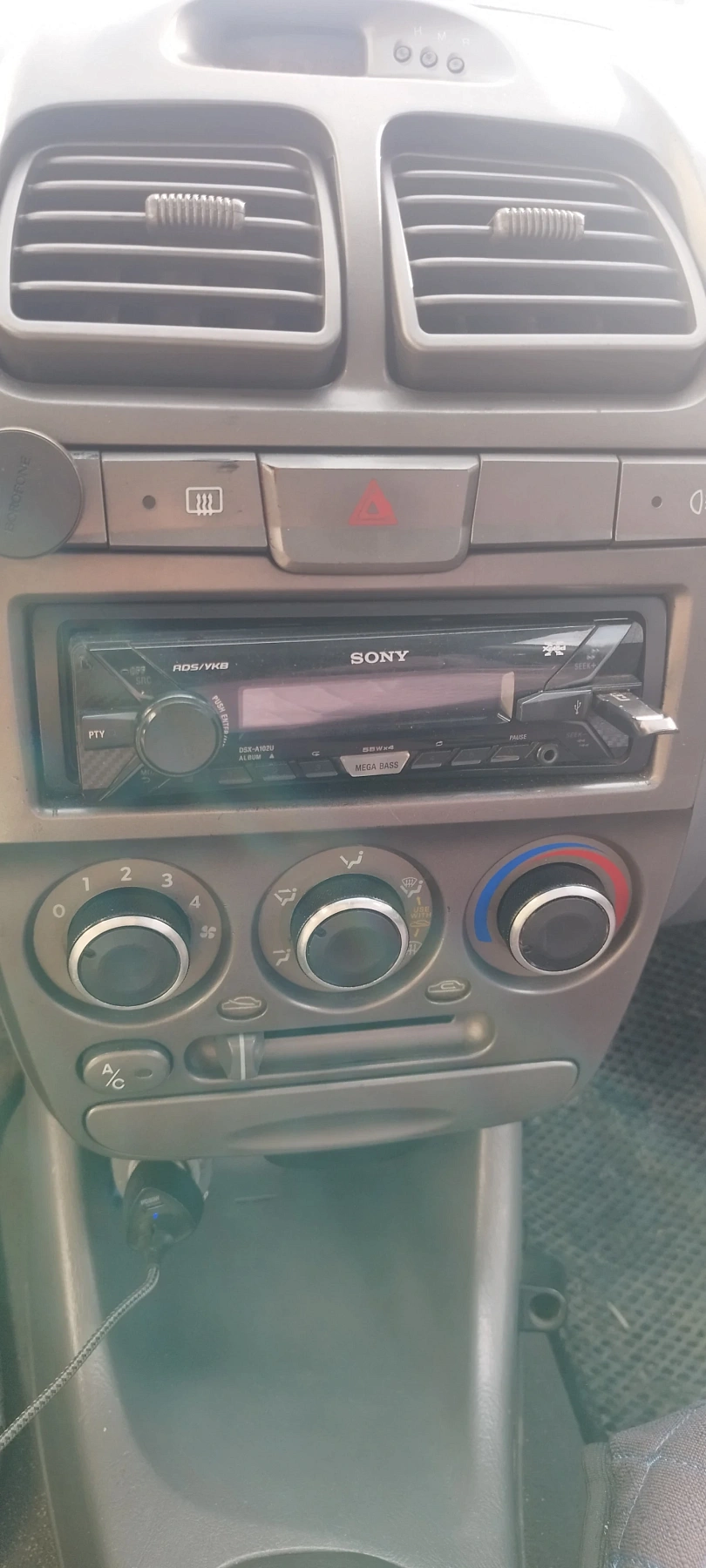 Hyundai Accent, 2004г., передний привод, механика