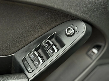 Audi A4, 2012г, передний привод, вариатор