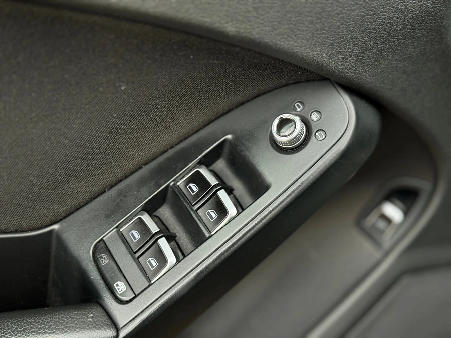 Audi A4, 2012г., передний привод, вариатор