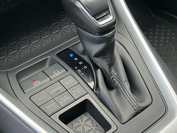 Toyota RAV4, 2020г, полный привод, автомат