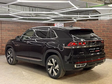 Volkswagen , 2025г., полный привод, робот