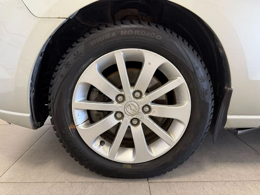 Mazda 5, 2007г., передний привод, механика