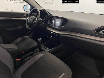 Lada (ВАЗ) Vesta, 2023г, передний привод, механика