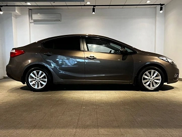 Kia Cerato, 2013г, передний привод, автомат