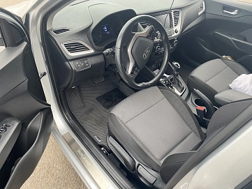 Hyundai Solaris, 2019г, передний привод, автомат