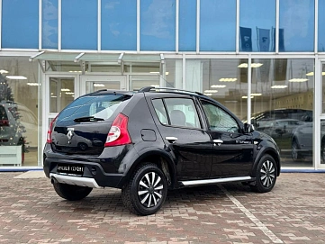 Renault , 2011г., передний привод, механика