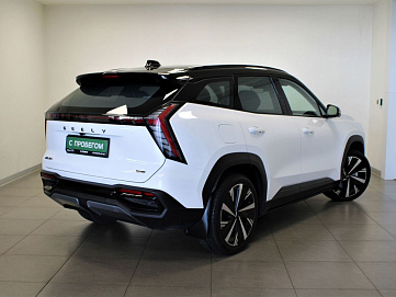 Geely Atlas, 2024г, передний привод, автомат