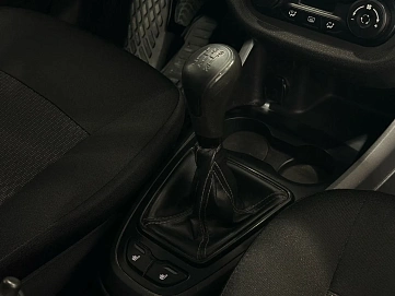 Lada (ВАЗ) Vesta, 2018г, передний привод, механика