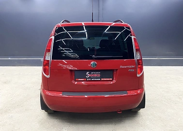 Skoda Roomster, 2011г, передний привод, механика