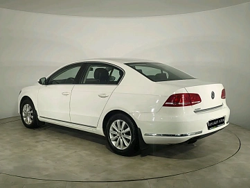 Volkswagen Passat, 2012г, передний привод, робот