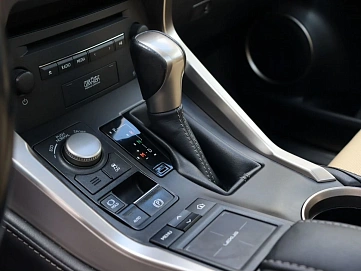 Lexus NX, 2014г, полный привод, автомат