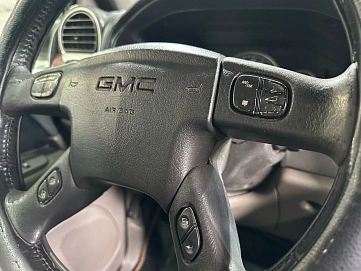 GMC Envoy, 2002г., полный привод, автомат