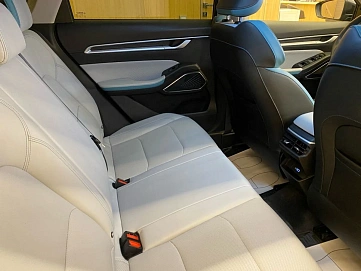 Geely Emgrand, 2023г, передний привод, автомат