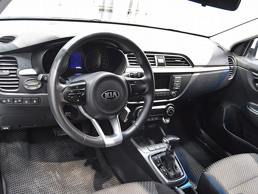 Kia , 2019г., передний привод, автомат