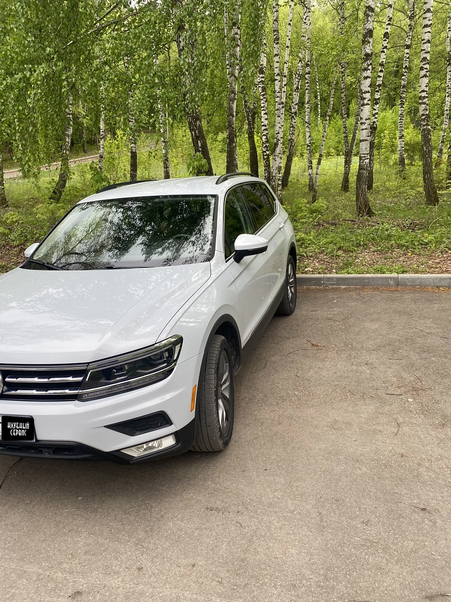 Volkswagen Tiguan, 2020г., полный привод, автомат